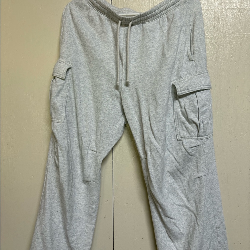 Hollister Cream Ultra High-Rise Sweatpants